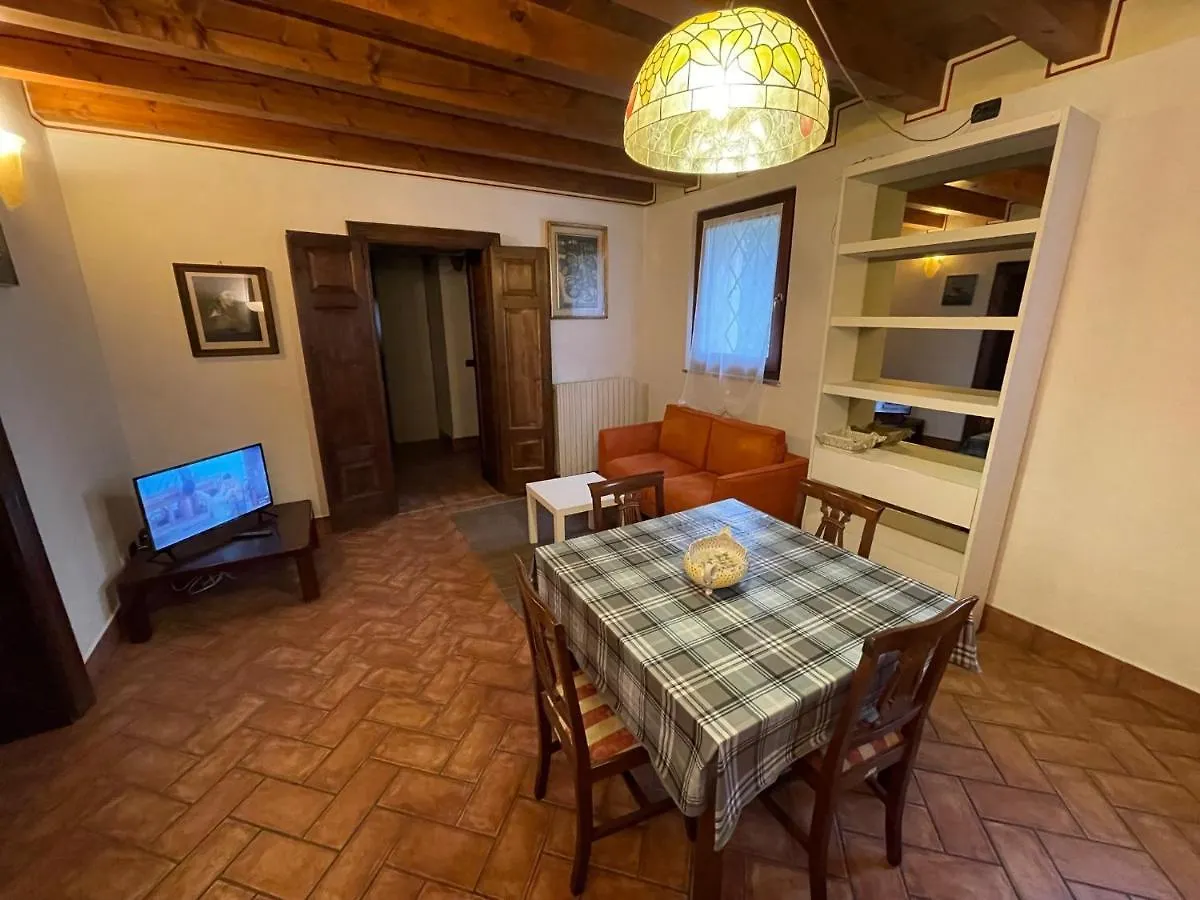 Bauernhof Agriturismo Corte Spino Nogarole Rocca Italien