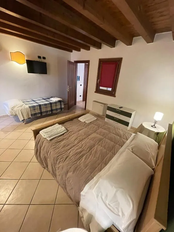 Agriturismo Corte Spino Nogarole Rocca Italien